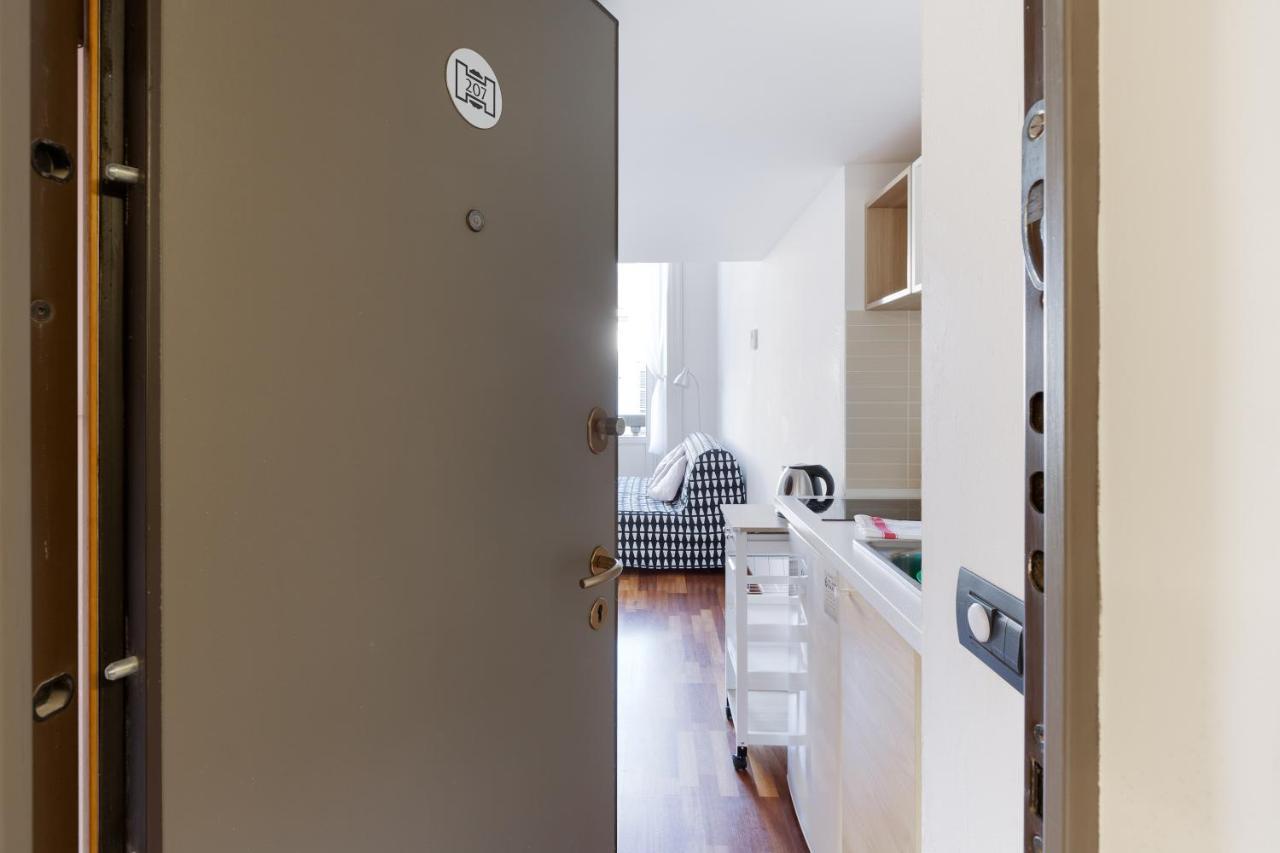 Central Studio Apts Milano-Corso Magenta Exteriör bild