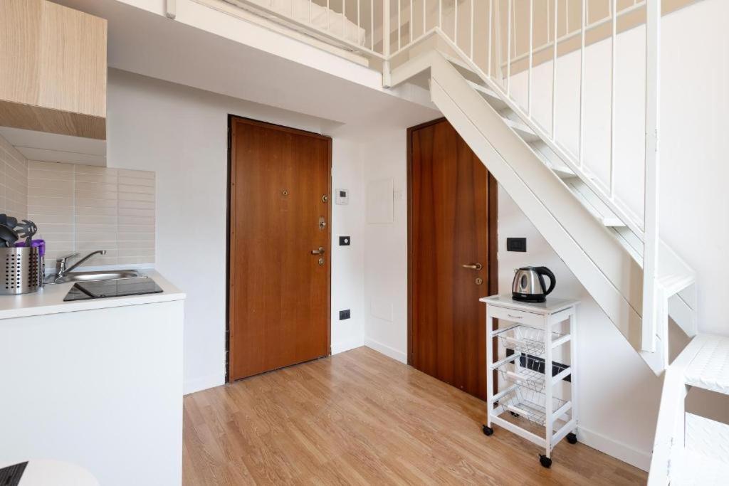 Central Studio Apts Milano-Corso Magenta Exteriör bild