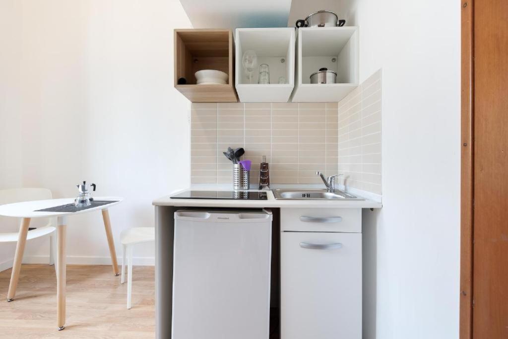 Central Studio Apts Milano-Corso Magenta Exteriör bild