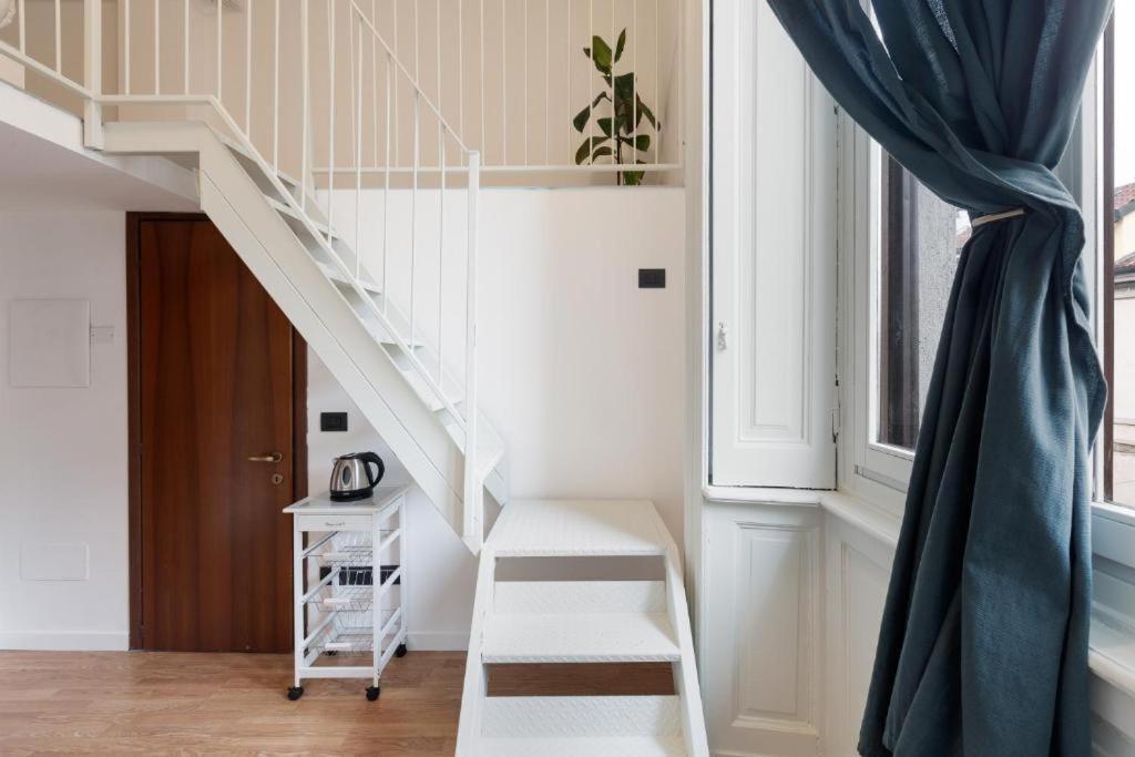 Central Studio Apts Milano-Corso Magenta Exteriör bild