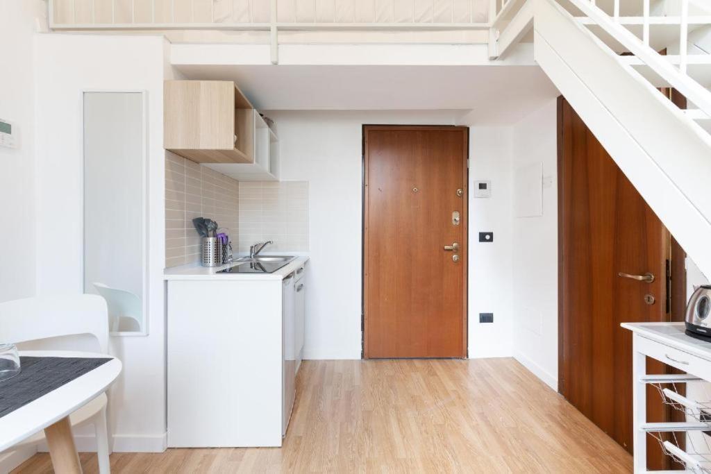 Central Studio Apts Milano-Corso Magenta Exteriör bild