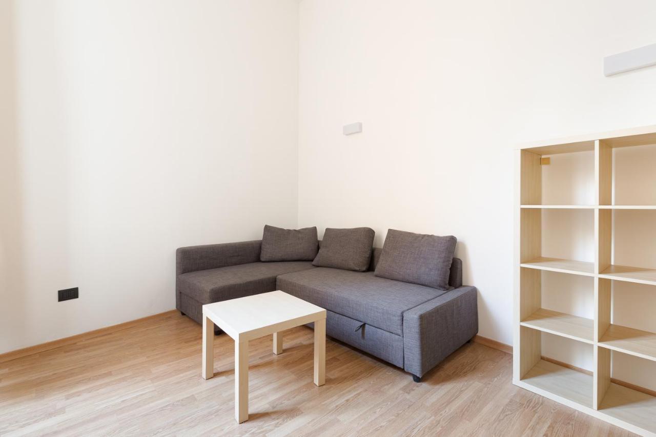 Central Studio Apts Milano-Corso Magenta Exteriör bild