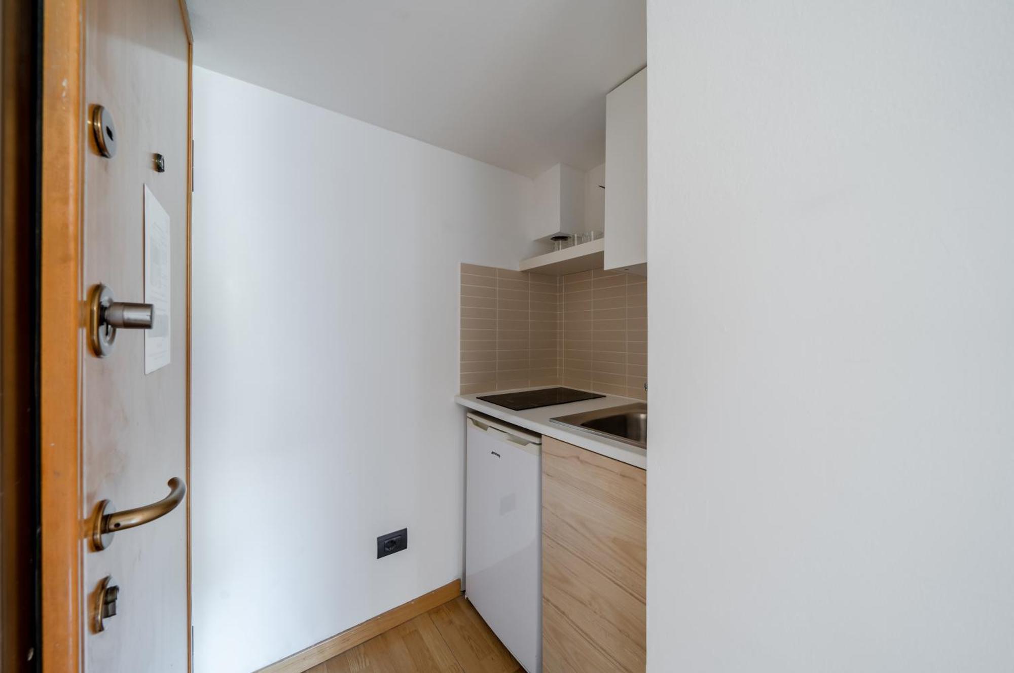 Central Studio Apts Milano-Corso Magenta Exteriör bild